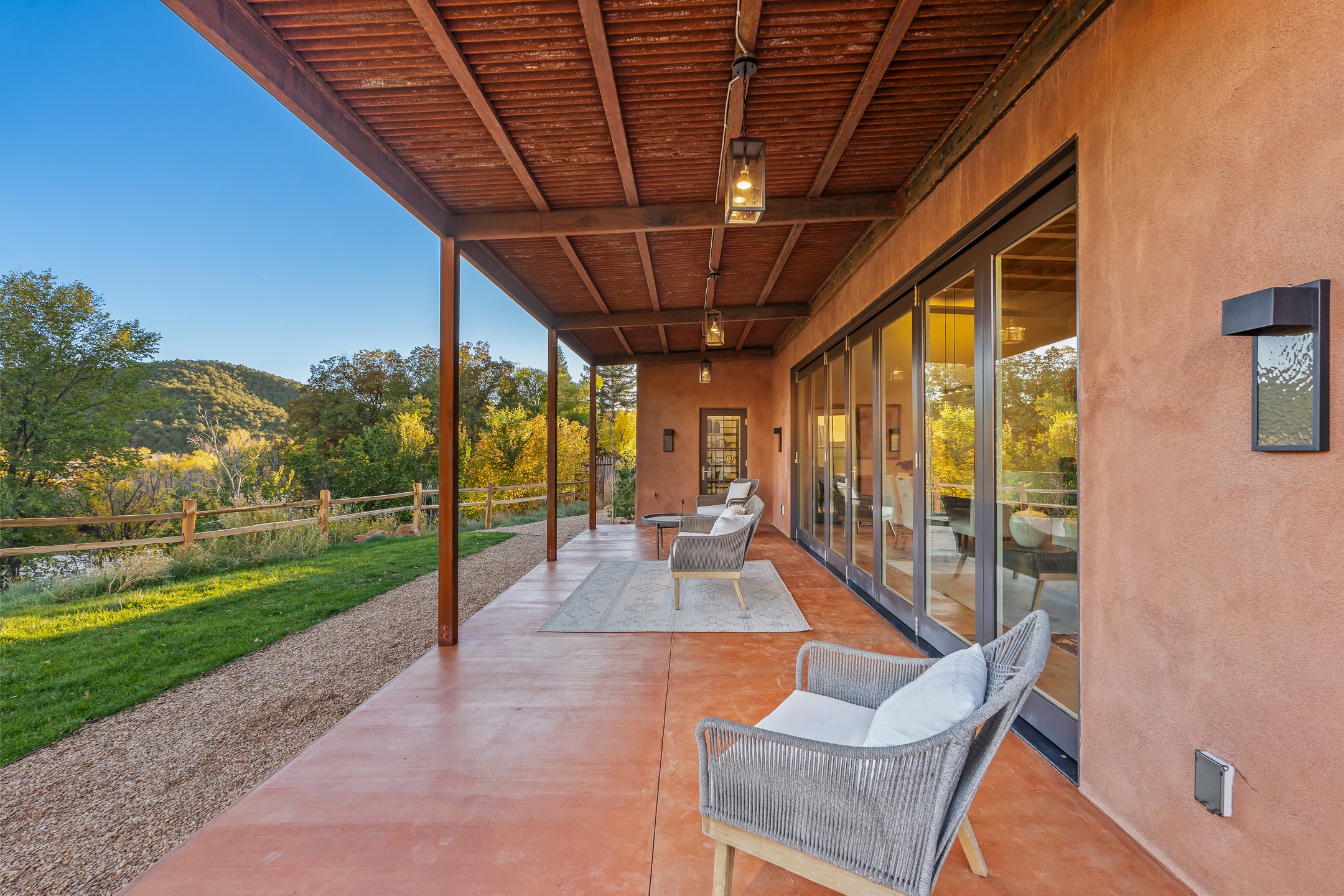 1612 Cerro Gordo Road Santa Fe, NM 87501 - Photo 13 of 59