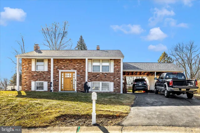 $325,000 | 10801 Lincoln Heights, Hagerstown, MD 21740