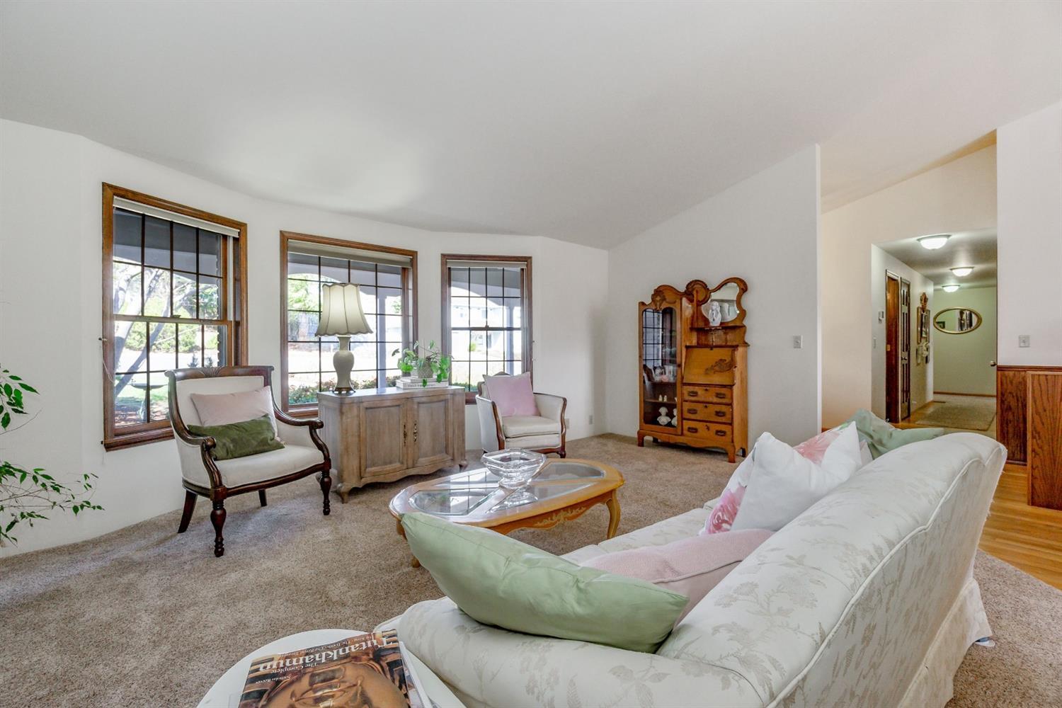 2814 Yvonne Road Medford, OR 97504 - Photo 14 of 35 Additional Photo
