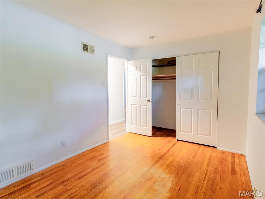 8700 South Laclede Station Road St. Louis, MO 63123 - Photo 17 of 62