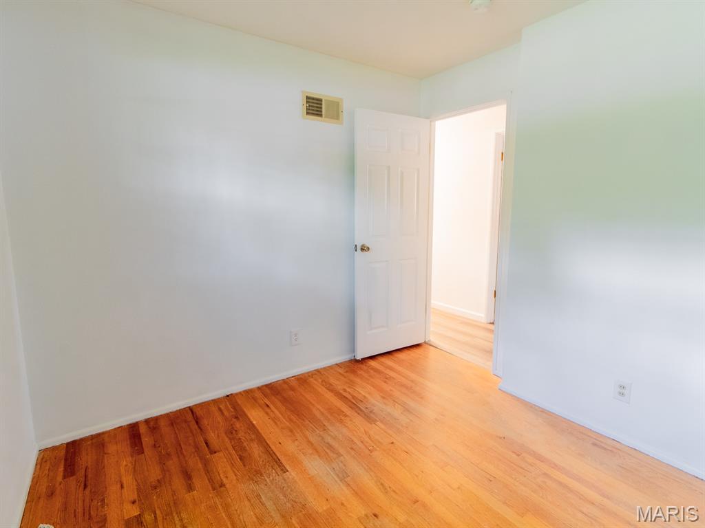 8700 South Laclede Station Road St. Louis, MO 63123 - Photo 20 of 62