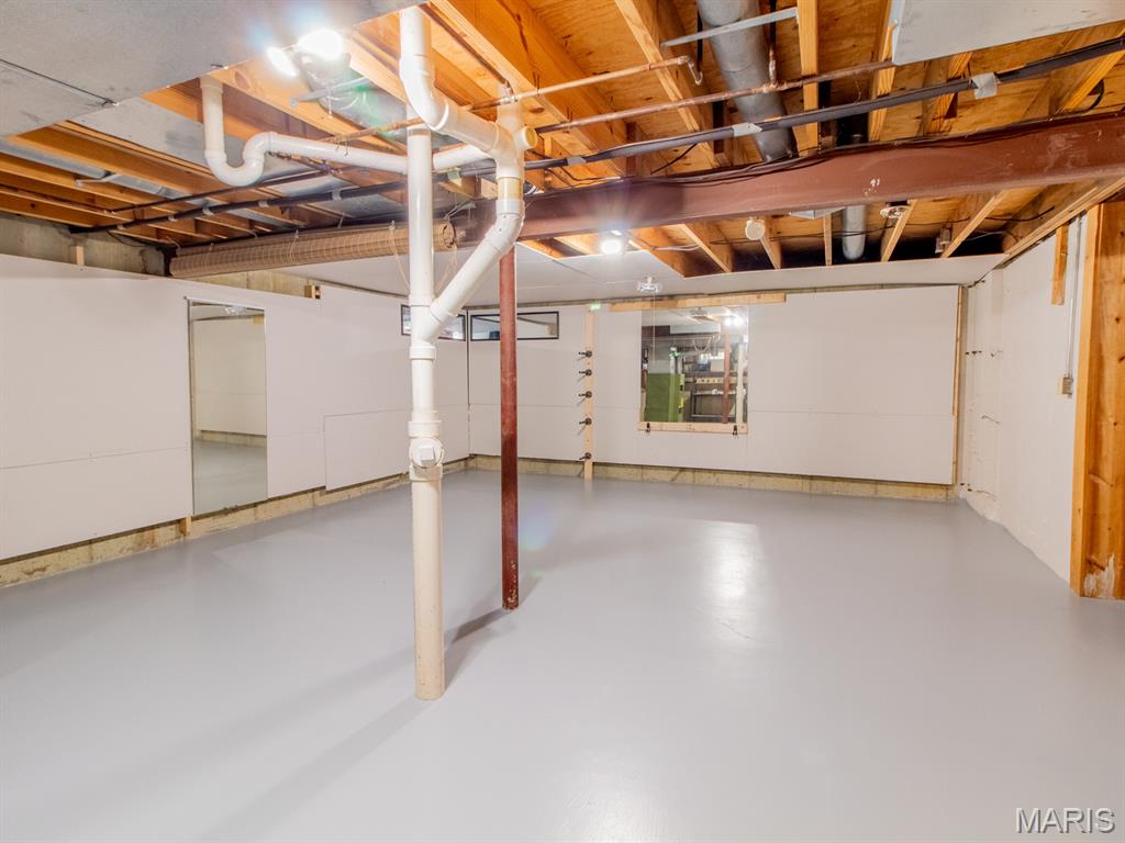 8700 South Laclede Station Road St. Louis, MO 63123 - Photo 49 of 62