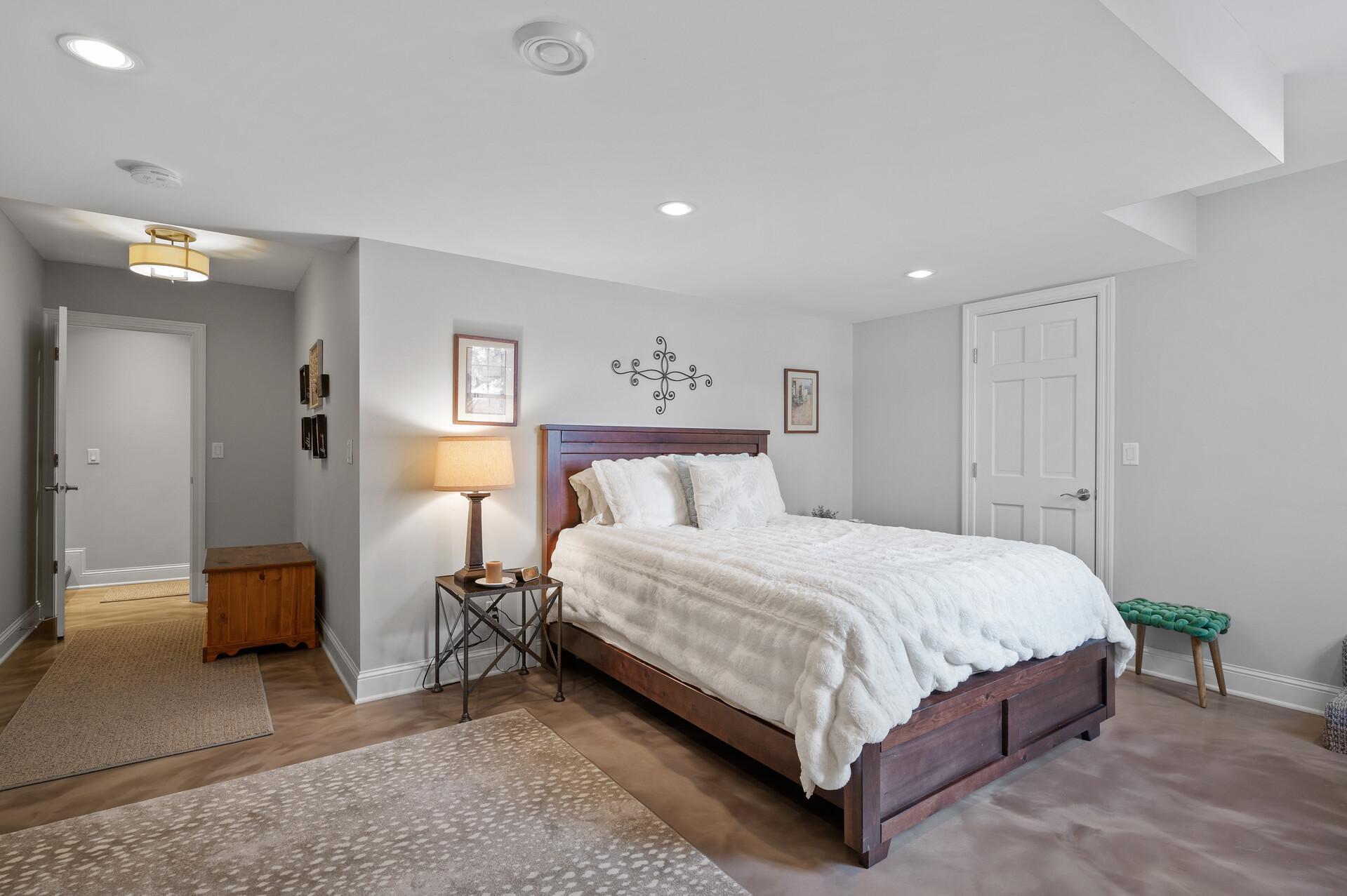 15609 Post Road Minnetonka, MN 55391 - Photo 41 of 49