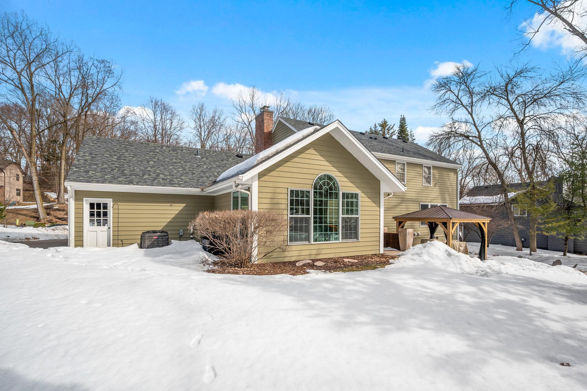 15609 Post Road Minnetonka, MN 55391 - Photo 48 of 49