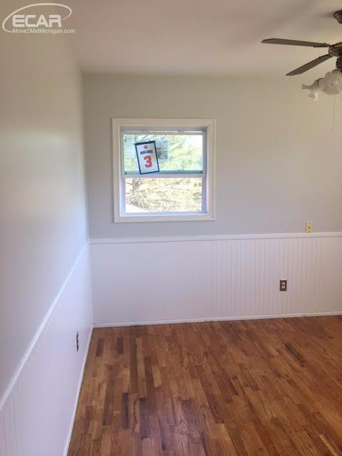 3182 Morrish Road Flushing, MI 48433 - Photo 14 of 23 21293407-13.JPG
