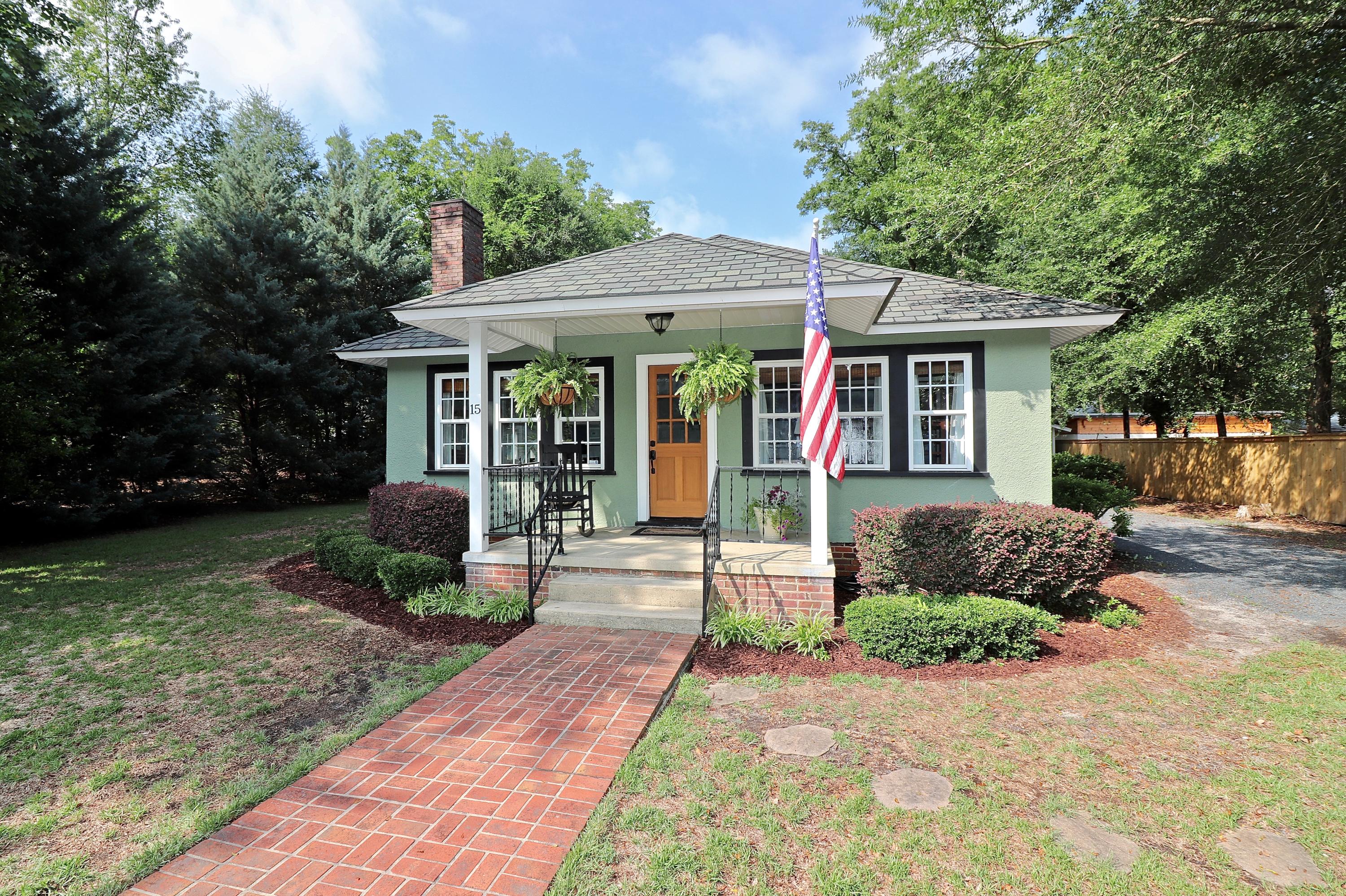 15 Medlin Road Pinehurst, NC 28374 - Photo 1 of 45 IMG_0861