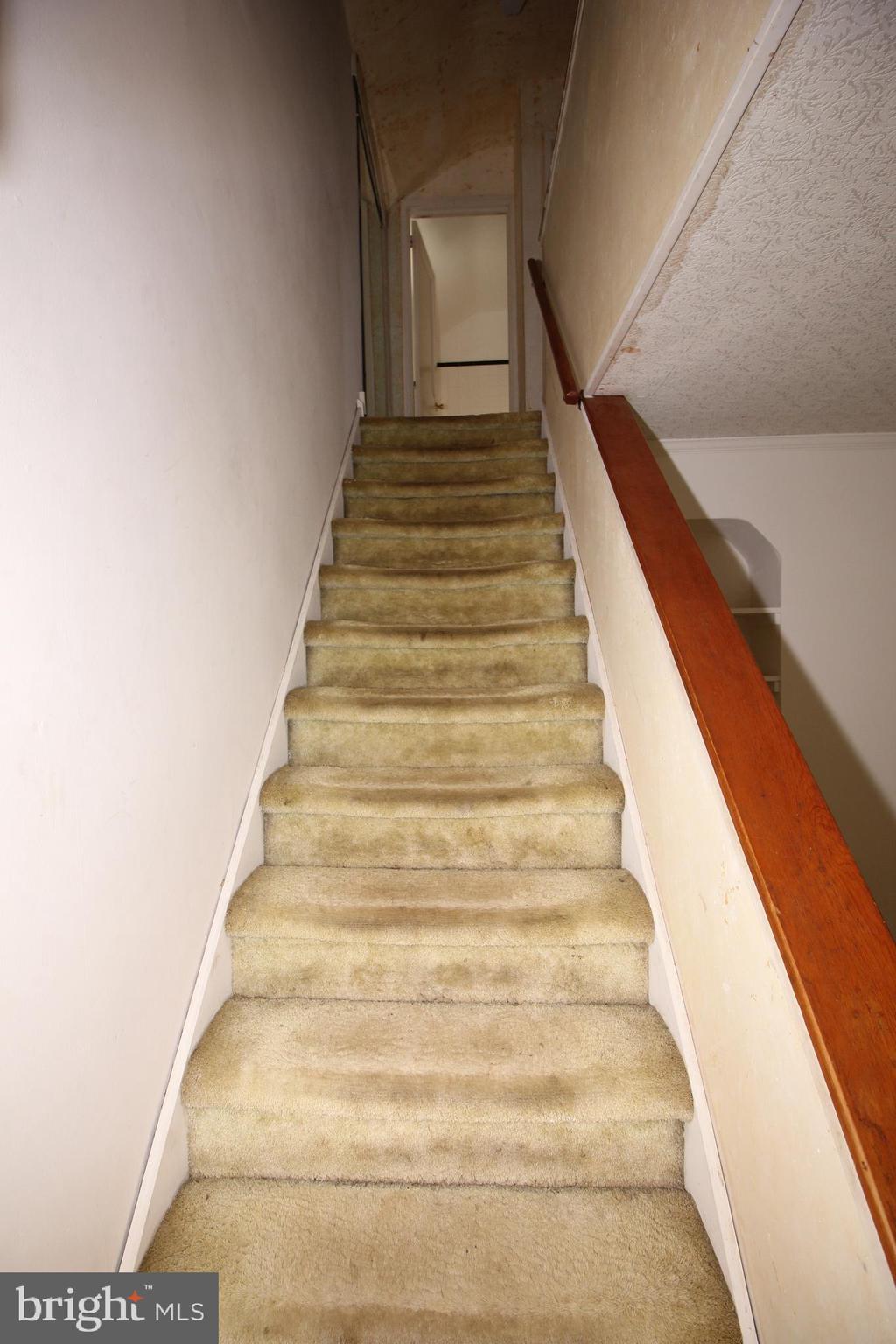 425 North Warminster Road Hatboro, PA 19040 - Photo 15 of 27 Gallery Image 15