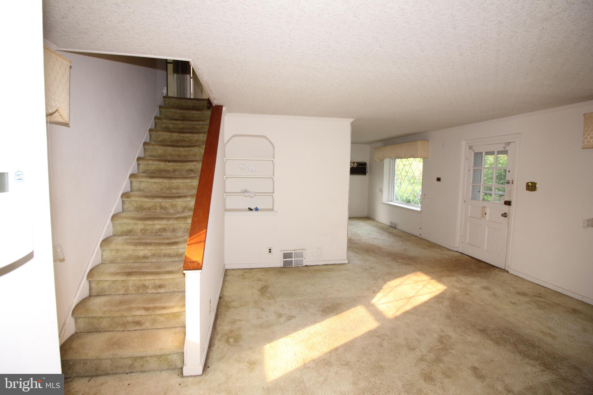 425 North Warminster Road Hatboro, PA 19040 - Photo 6 of 27 Gallery Image 6