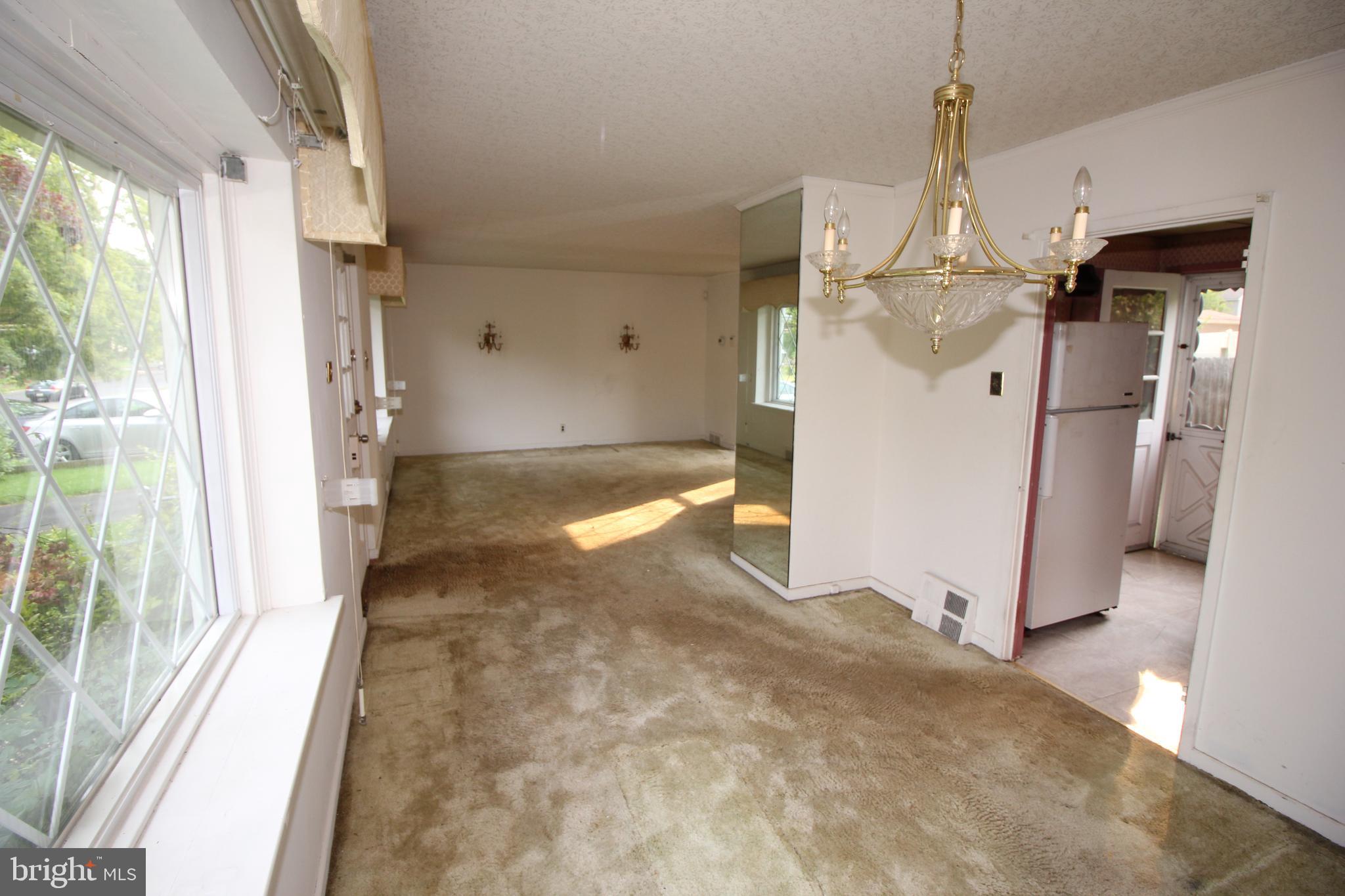 425 North Warminster Road Hatboro, PA 19040 - Photo 7 of 27 Gallery Image 7