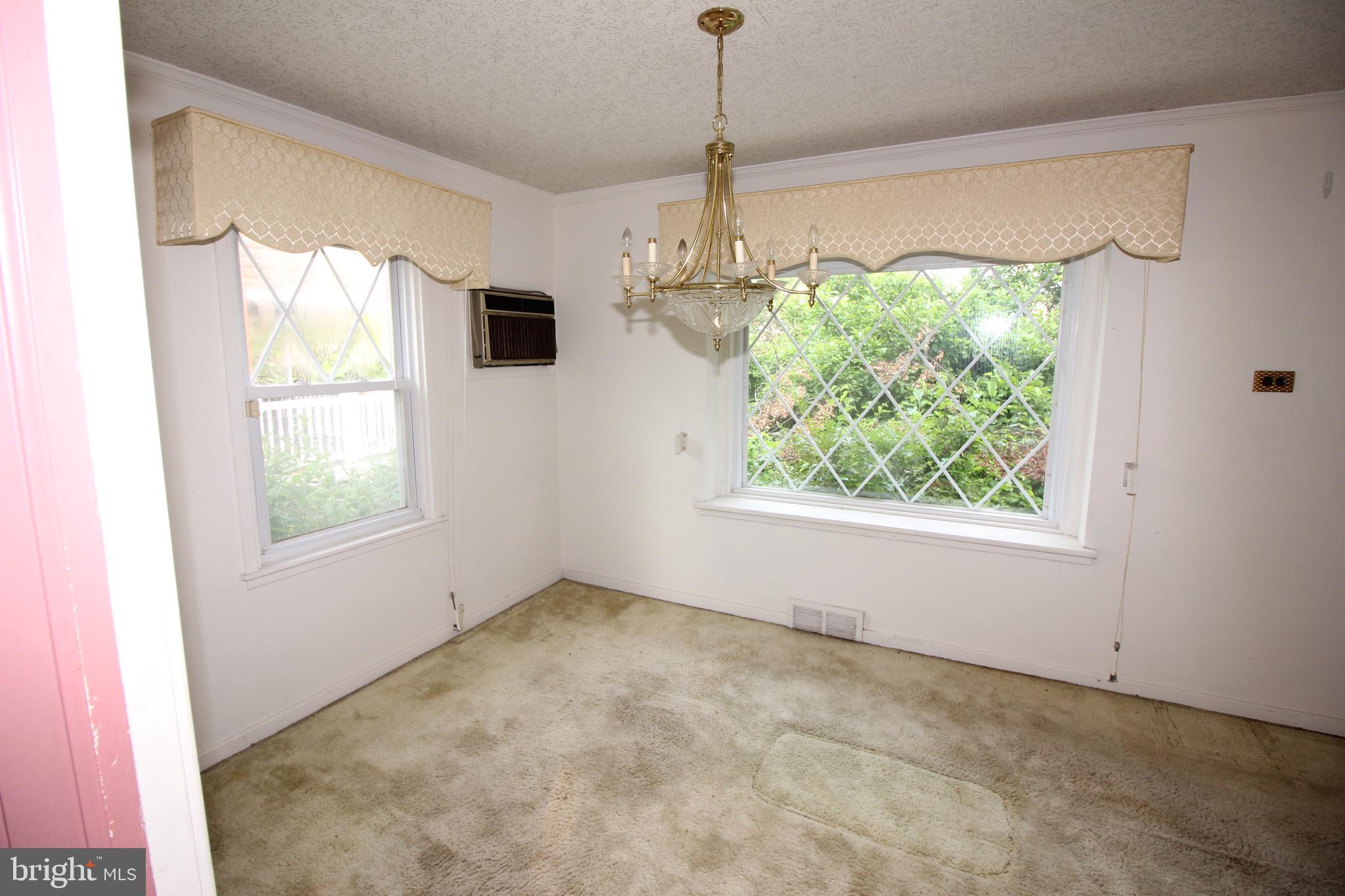 425 North Warminster Road Hatboro, PA 19040 - Photo 8 of 27 Gallery Image 8