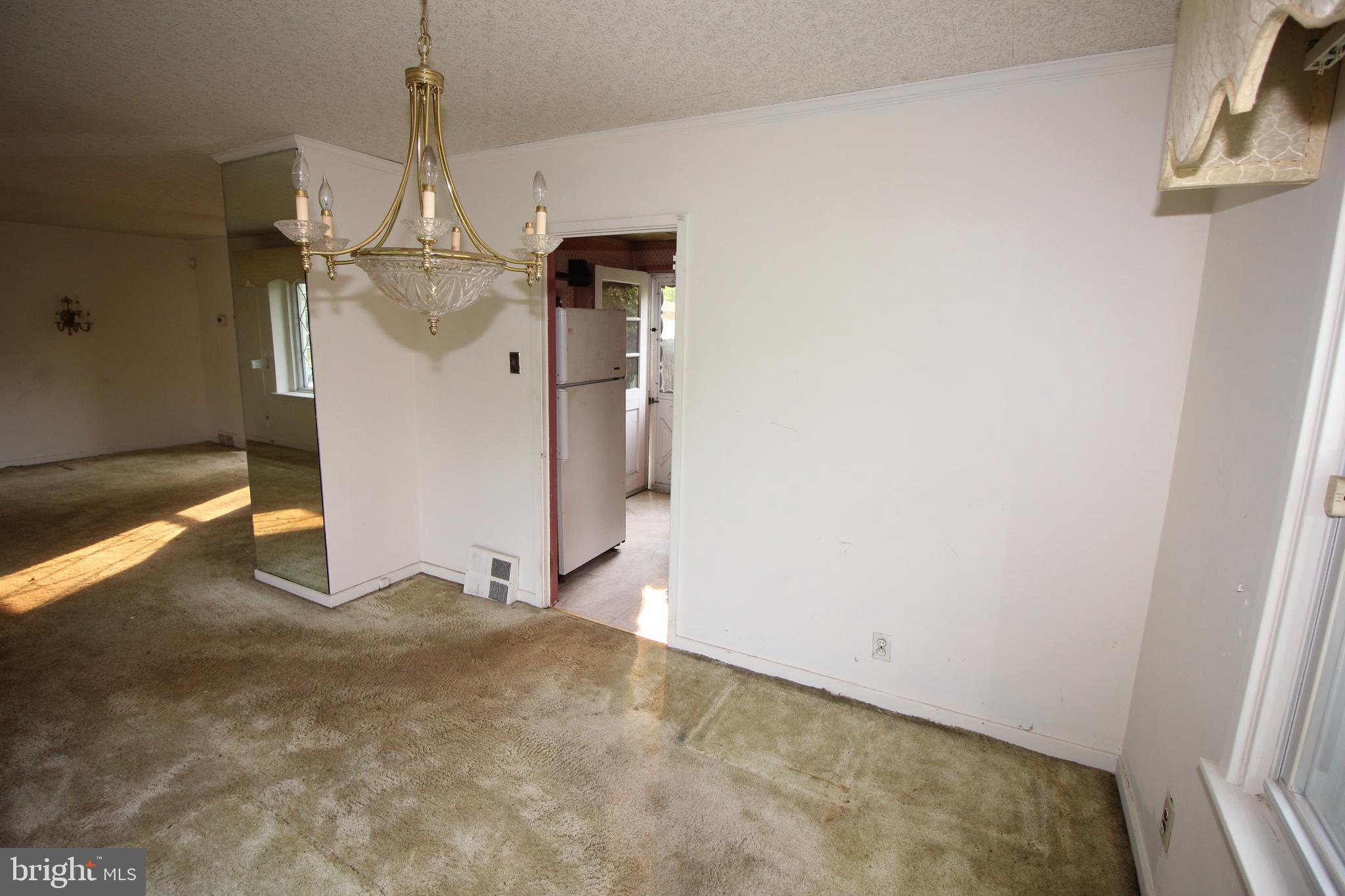 425 North Warminster Road Hatboro, PA 19040 - Photo 9 of 27 Gallery Image 9