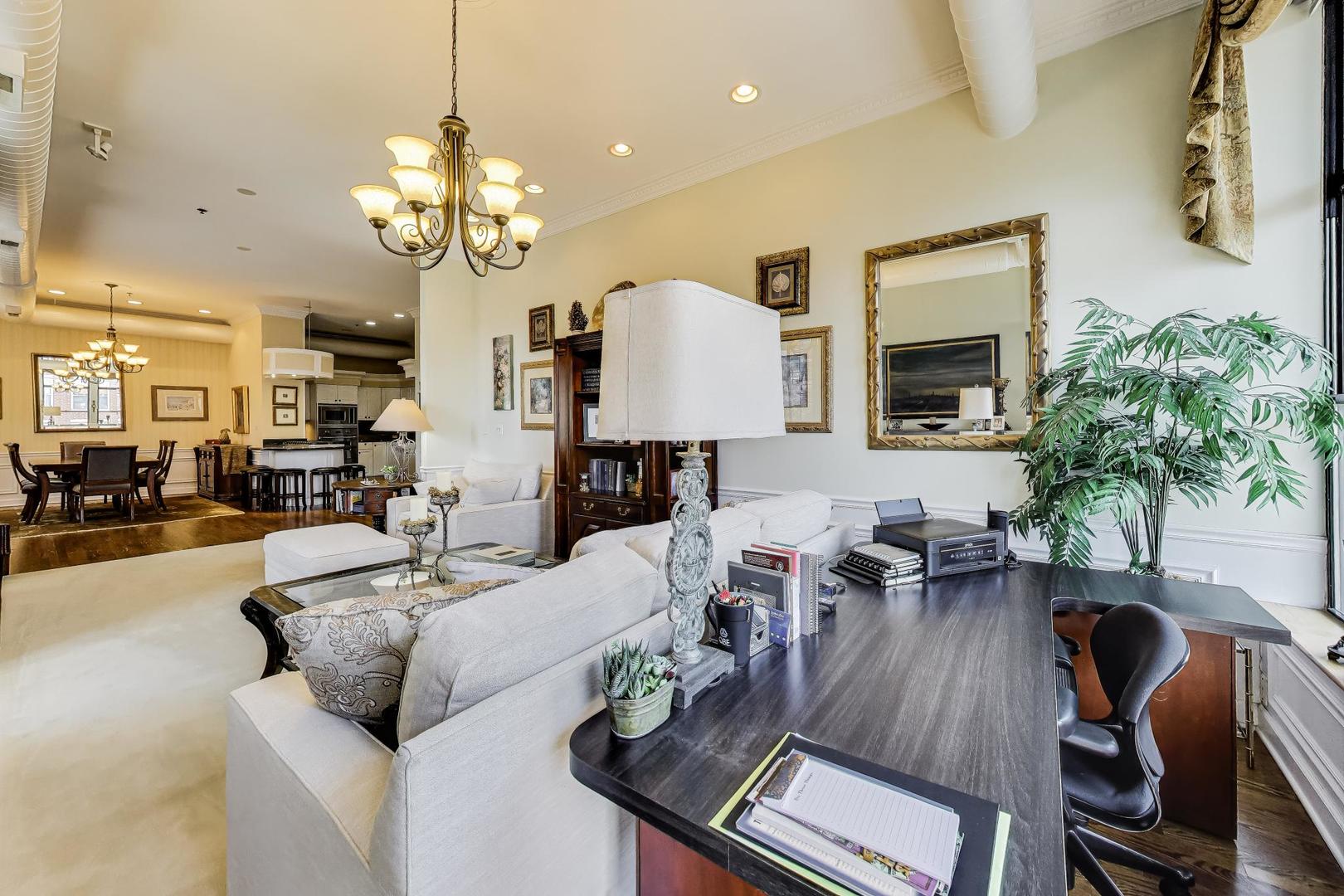 1016 West Madison Street, Unit 4S Chicago, IL 60607 - Photo 14 of 39
