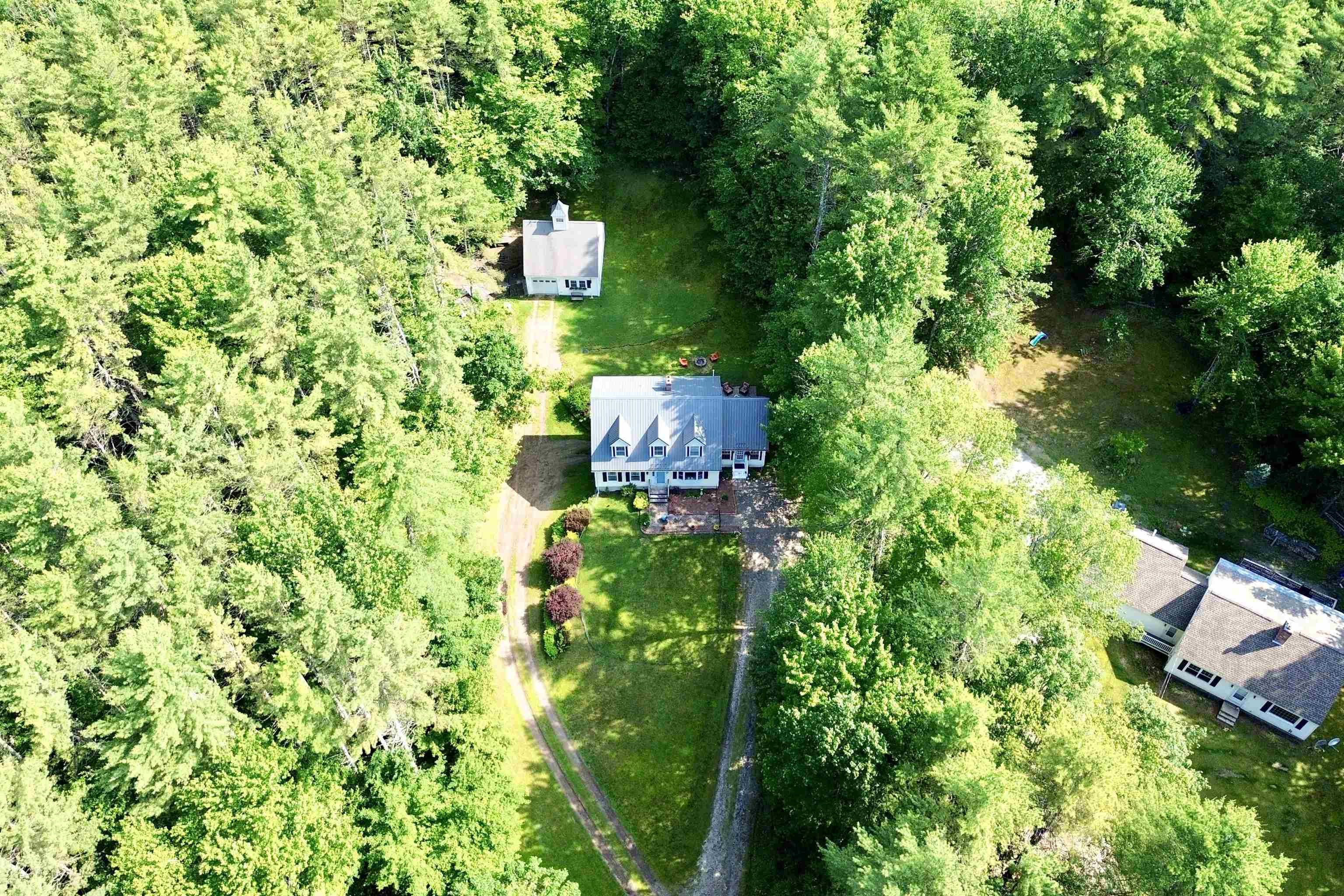 348 Deerfield Road Allenstown, NH 03275 - Photo 11 of 49