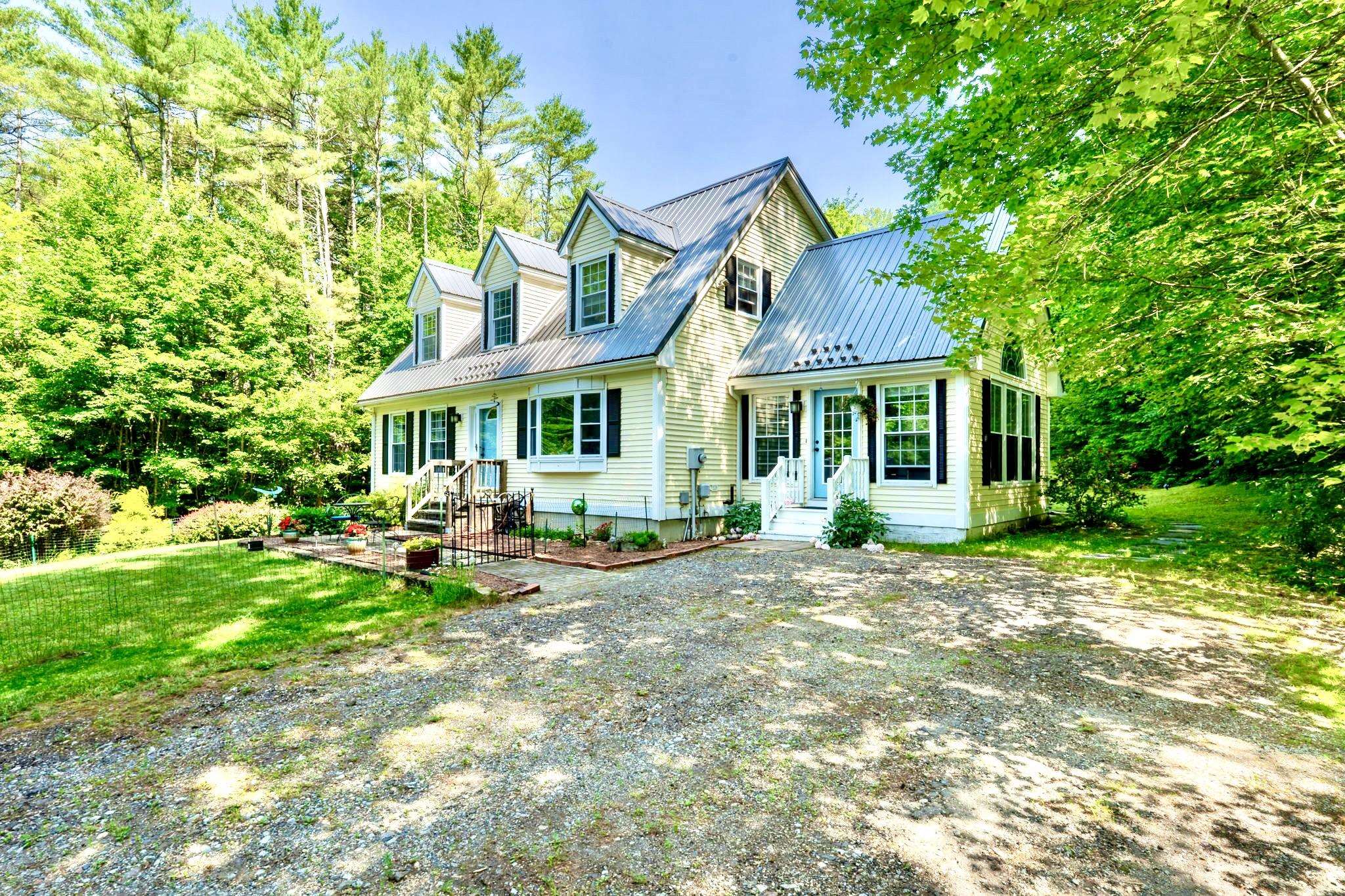 348 Deerfield Road Allenstown, NH 03275 - Photo 7 of 49