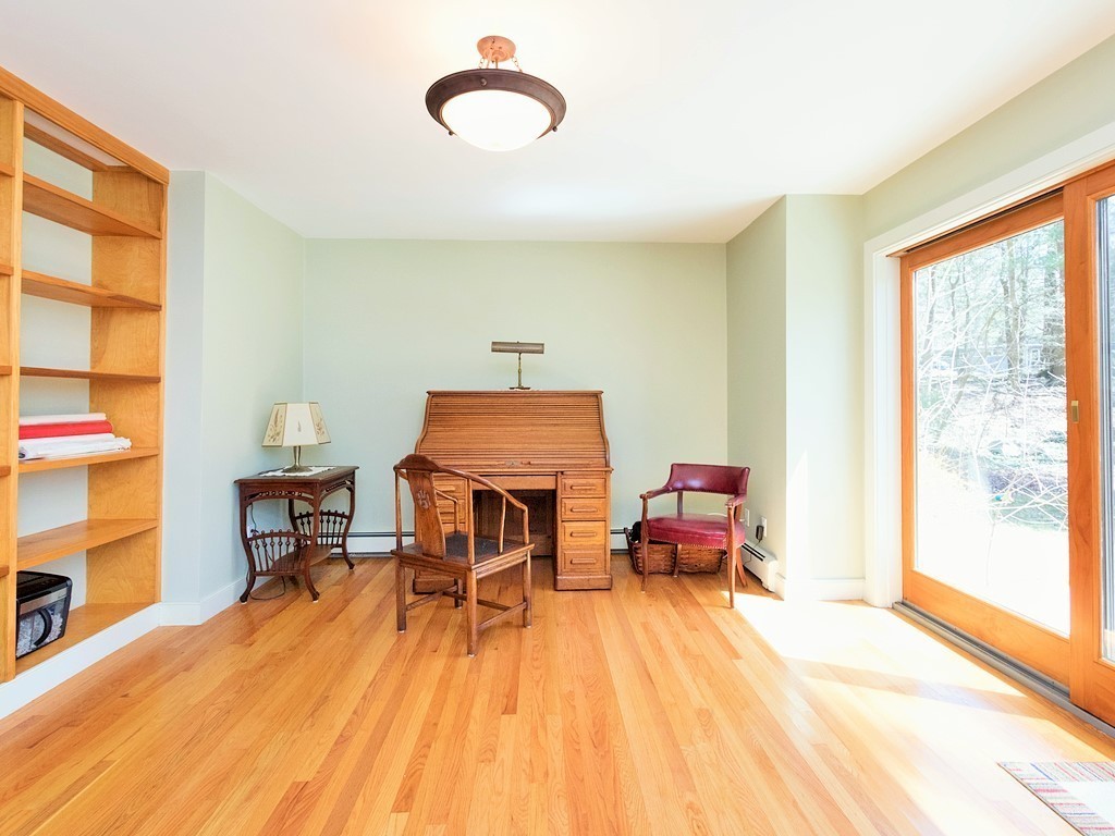 62 Beaver Pond Road Lincoln, MA 01773 - Photo 10 of 24 Gallery Image 10