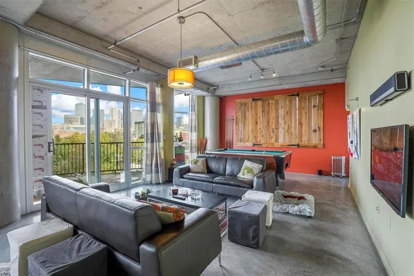 $3,050 | 1001 Belleview Street, Unit 308, Dallas, TX 75215