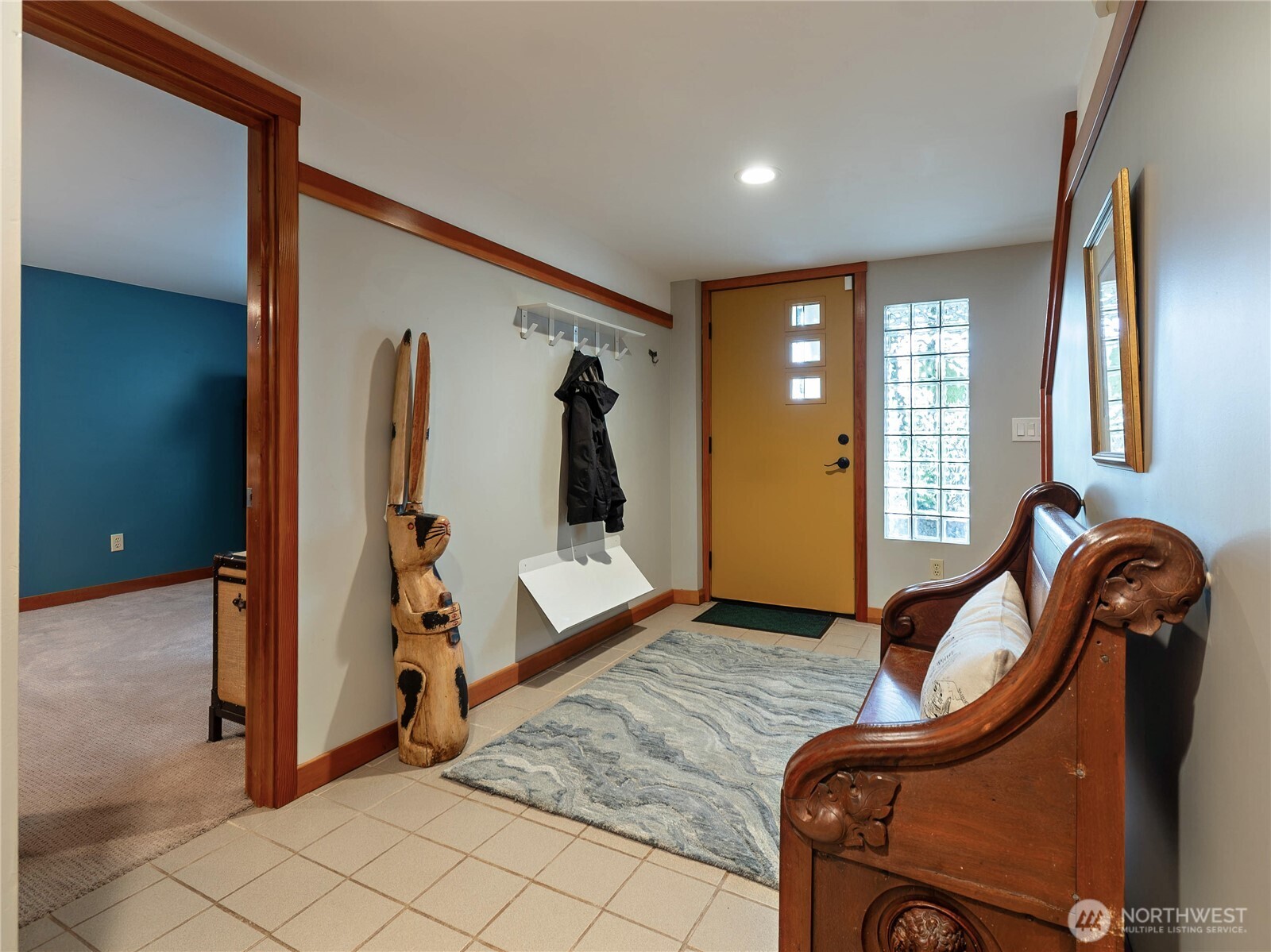 5320 47th Avenue Southwest Seattle, WA 98136 - Photo 11 of 39