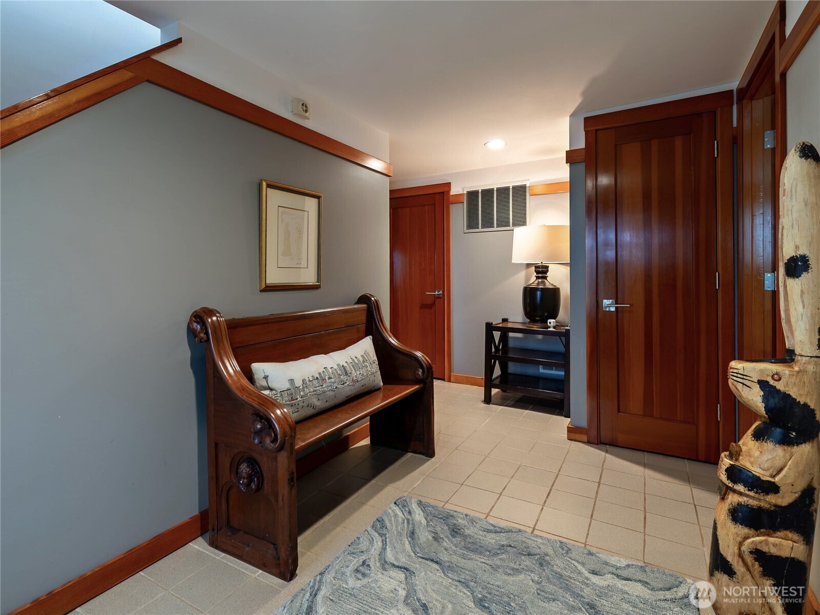 5320 47th Avenue Southwest Seattle, WA 98136 - Photo 12 of 39