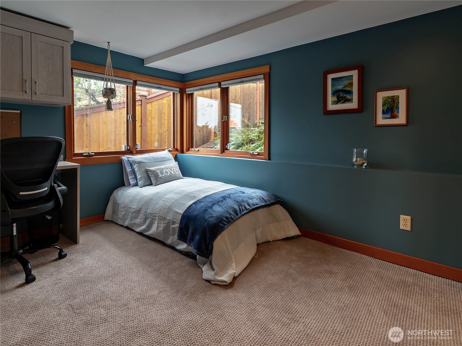 5320 47th Avenue Southwest Seattle, WA 98136 - Photo 15 of 39