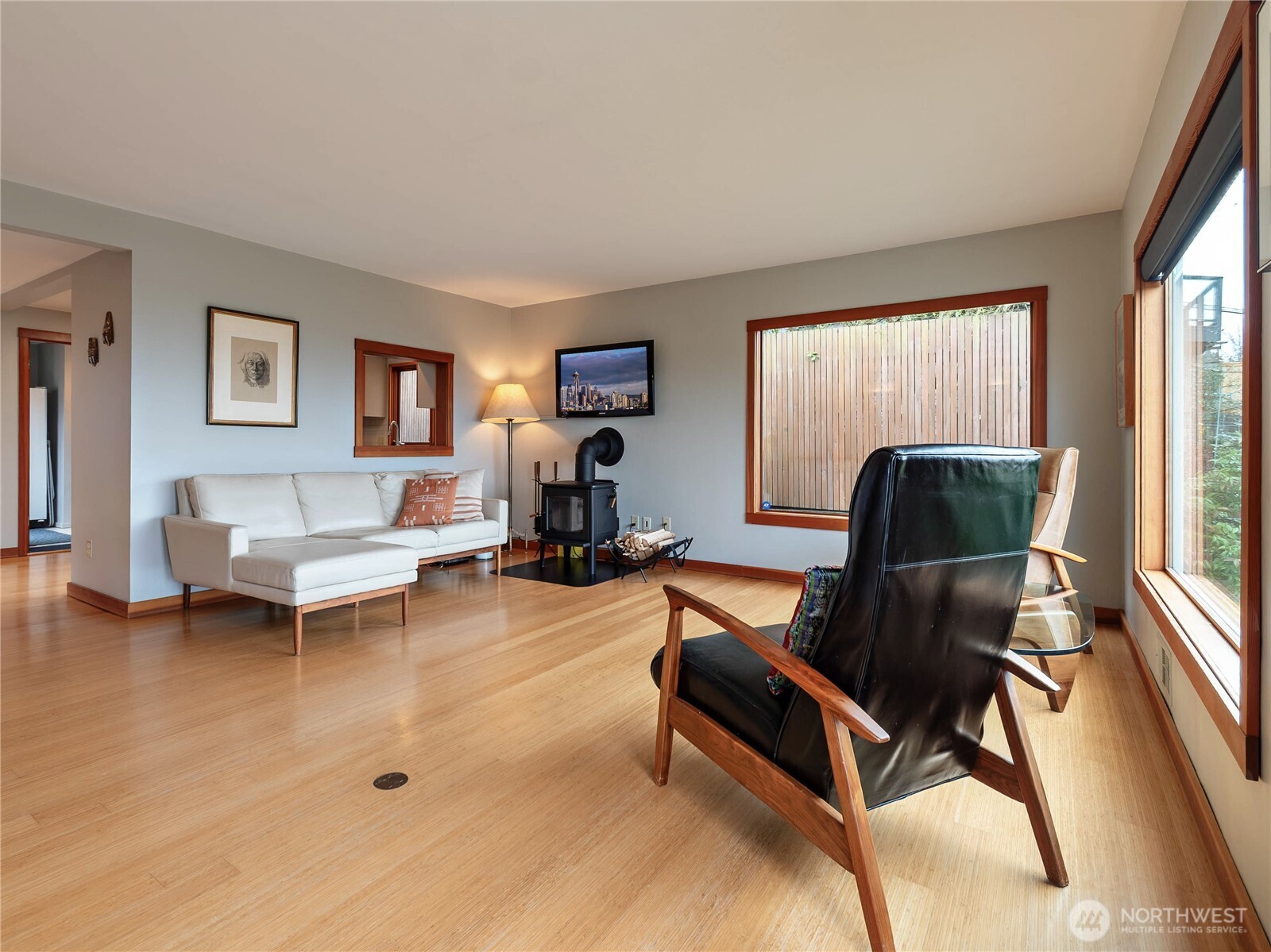 5320 47th Avenue Southwest Seattle, WA 98136 - Photo 21 of 39