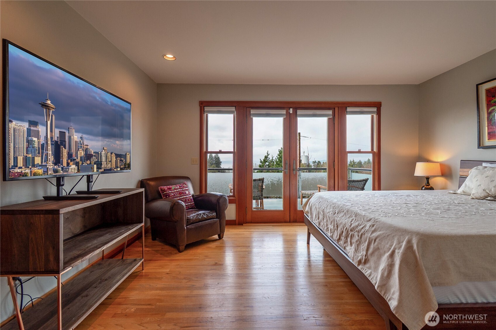 5320 47th Avenue Southwest Seattle, WA 98136 - Photo 32 of 39