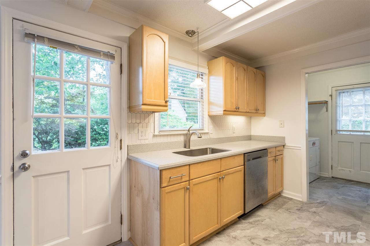 101 Brandywine Drive Raleigh, NC 27607 - Photo 9 of 28