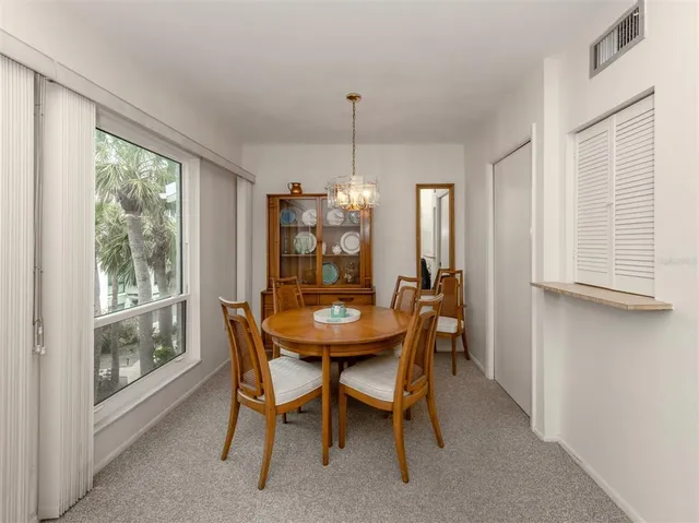 $437,000 | 1555 Tarpon Center Drive, Unit 261, Venice, FL 34285