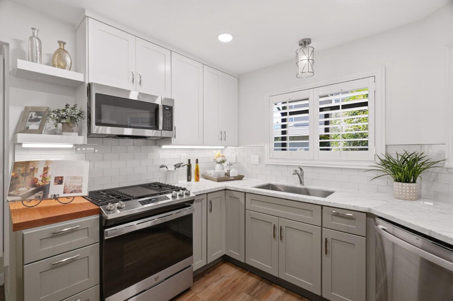 135 Redding Road, Unit A Campbell, CA 95008 - Photo 16 of 43