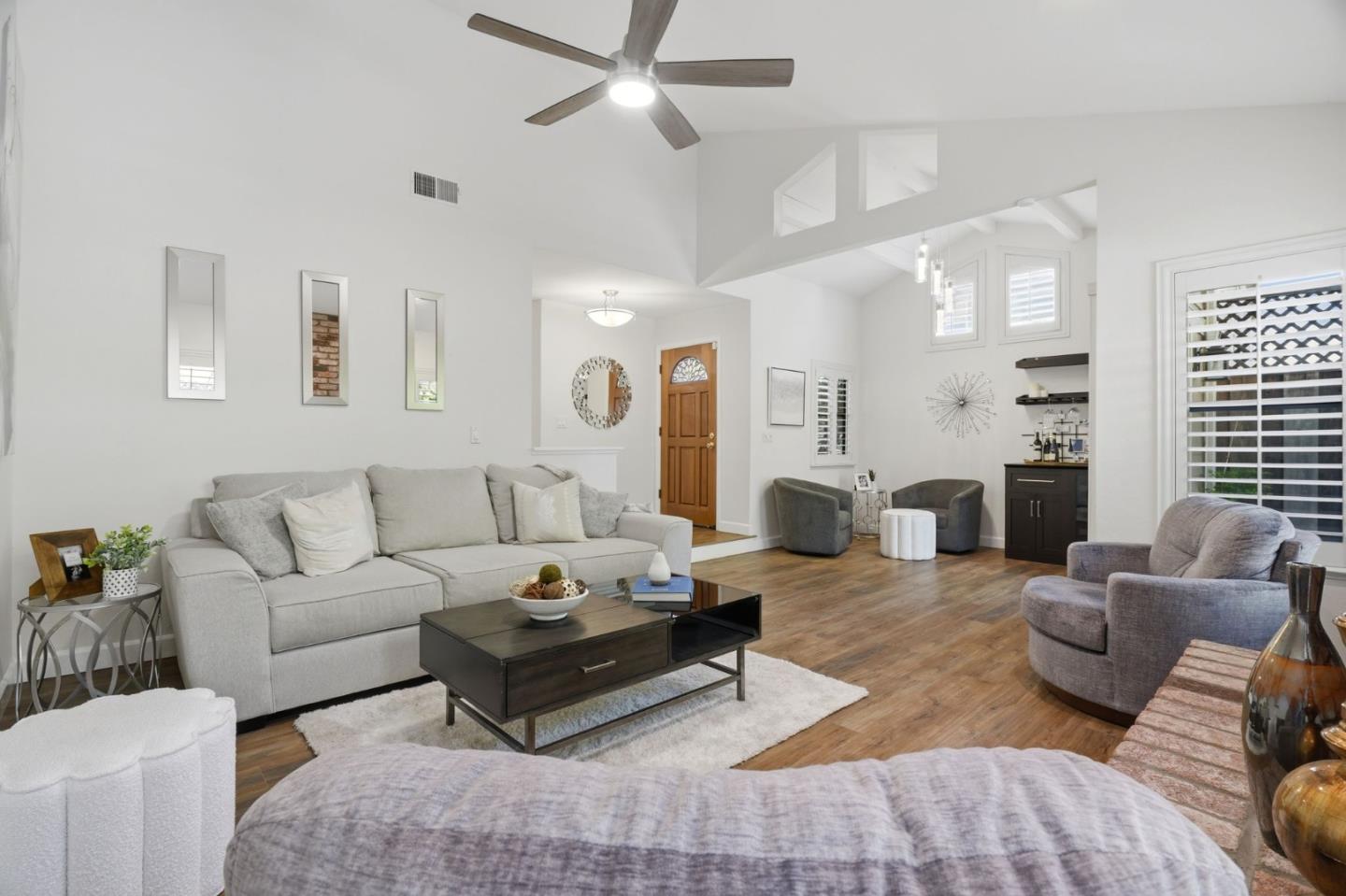 135 Redding Road, Unit A Campbell, CA 95008 - Photo 4 of 43