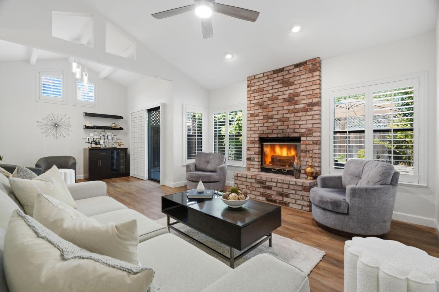 135 Redding Road, Unit A Campbell, CA 95008 - Photo 6 of 43