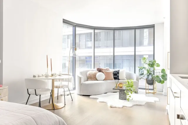 $4,400 | 55 Lagrange Street, Unit 601, Boston, MA 02116