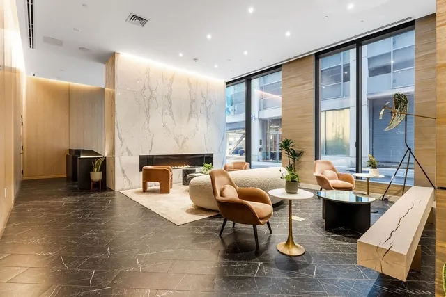 $4,400 | 55 Lagrange Street, Unit 601, Boston, MA 02116