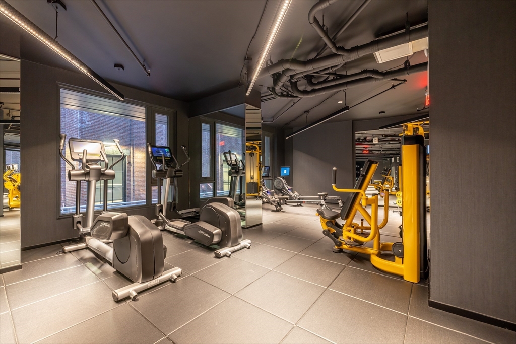 55 Lagrange Street, Unit 601 Boston, MA 02116 - Photo 37 of 42