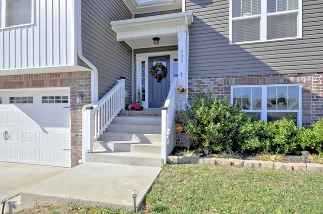 $2,400 | 500 Macy Lynn Drive, Clarksville, TN 37042