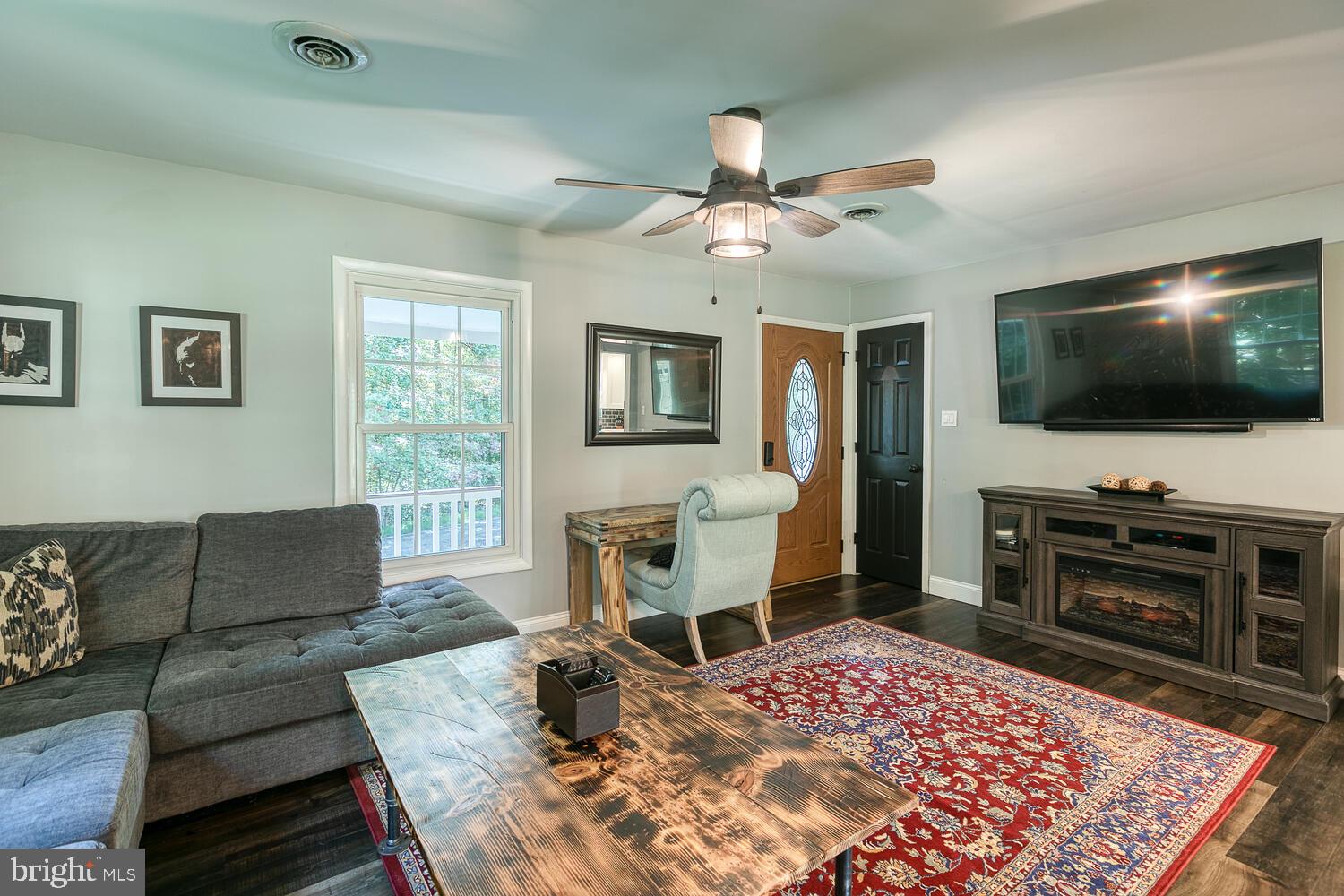 7002 Gilbeth Road Manassas, VA 20112 - Photo 14 of 73 Gallery Image 14