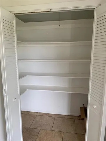 $1,700 | 2111 Emerson Street, Gretna, LA 70056