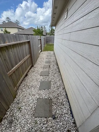 $1,700 | 3111 Stotesbery Drive, Conroe, TX 77301