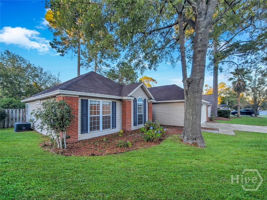 219 Jasper Lane Rincon, GA 31326 - Photo 6 of 46 LEFT VIEW