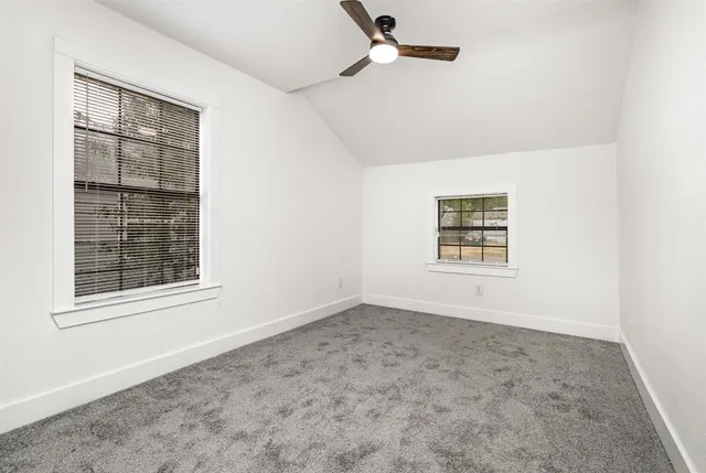 $1,200 | 1527 Columbia Avenue, Corsicana, TX 75110