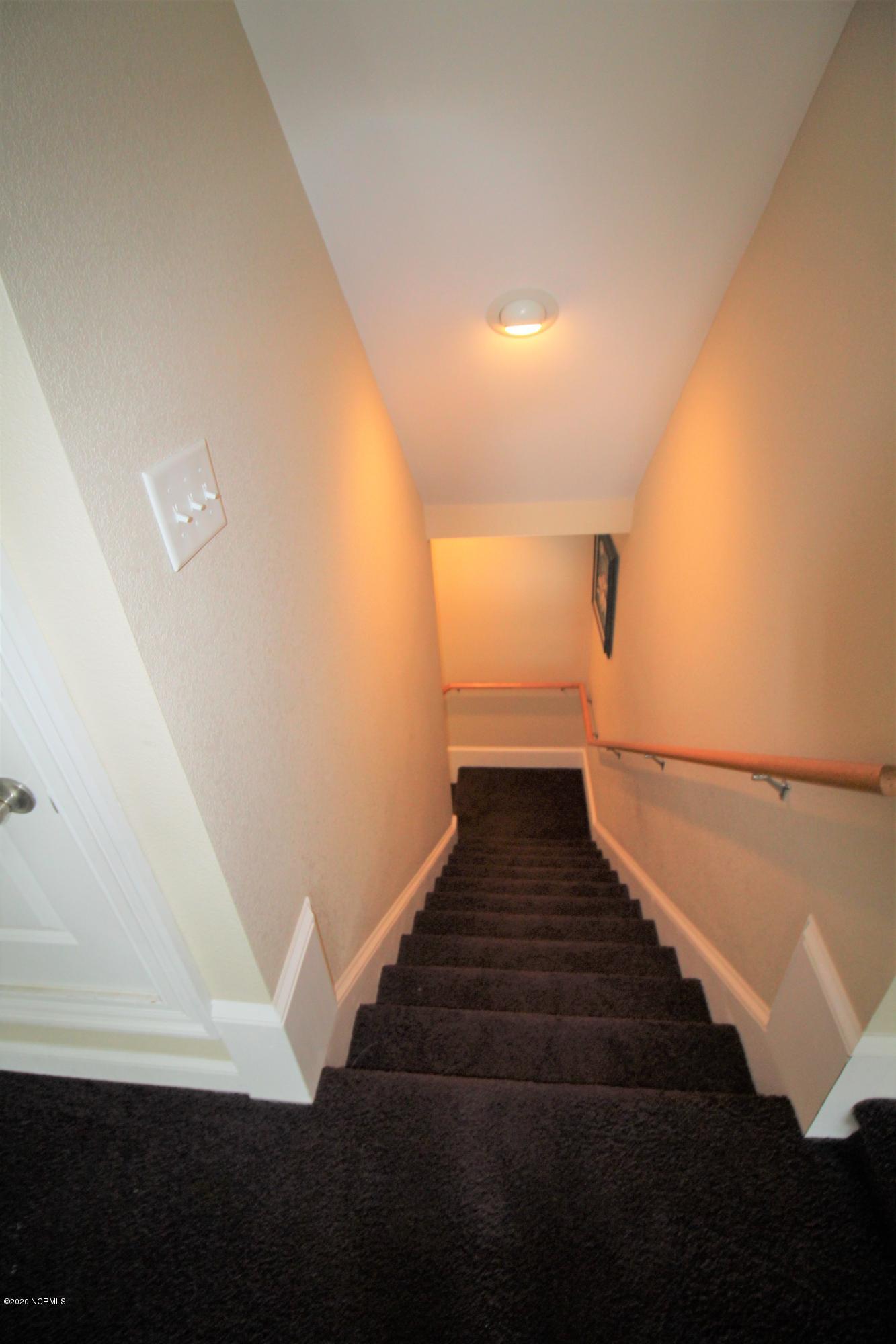 3041 Foxhall Road Farmville, NC 27828 - Photo 13 of 16 Stairway
