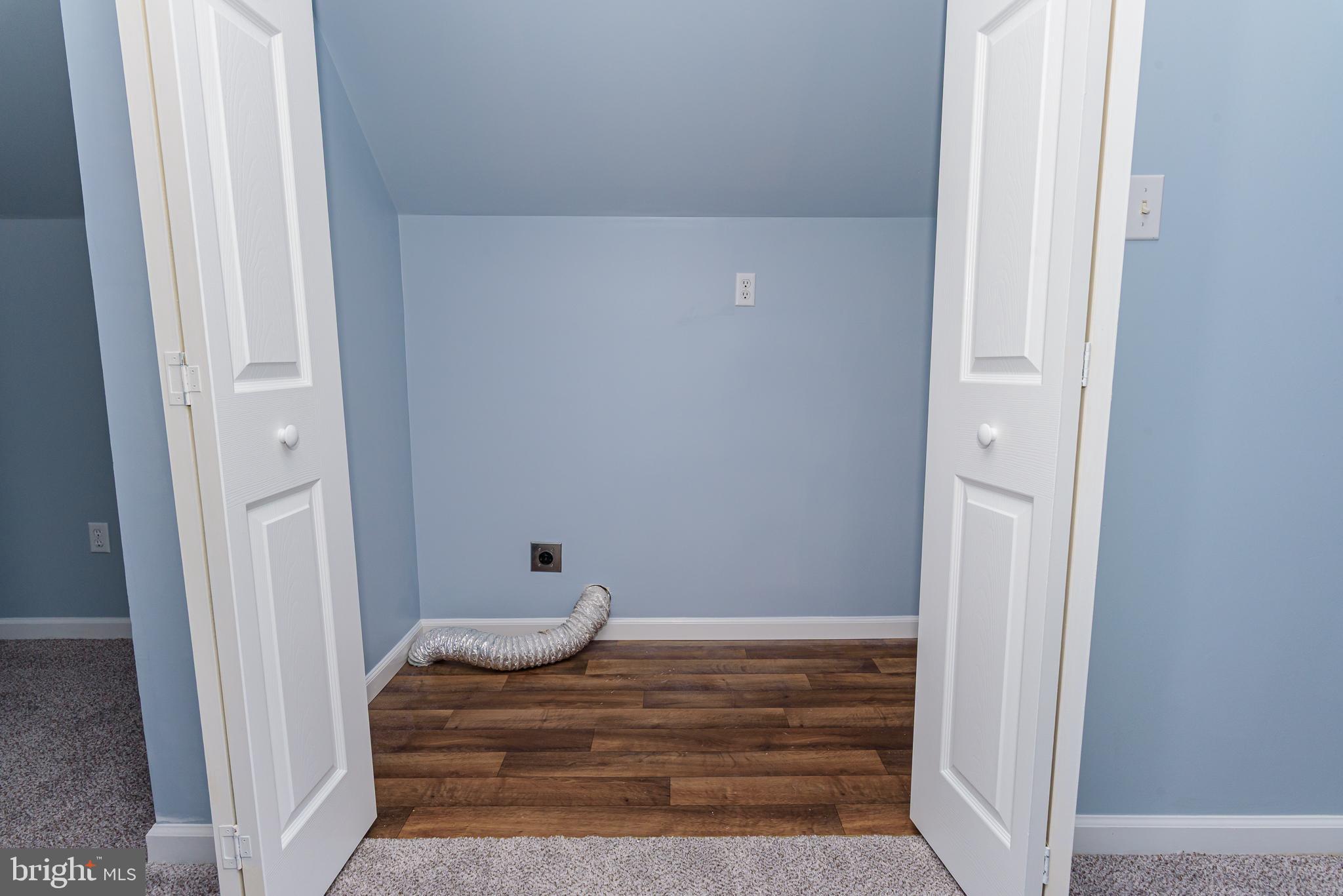 27787 Pointers Lane Salisbury, MD 21801 - Photo 49 of 52 Laundry closet second floor
