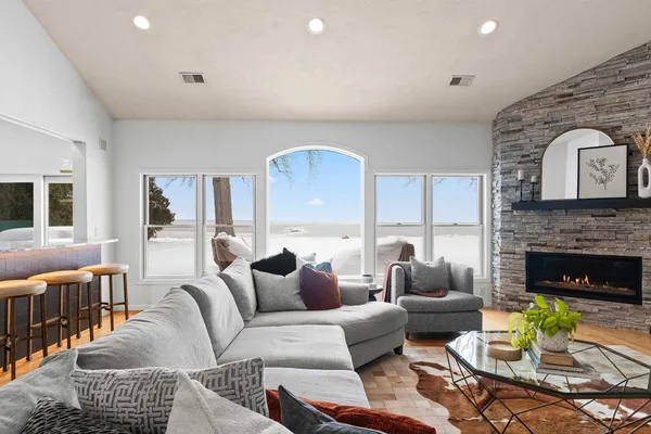 $725,000 | 957 Brighton Drive, Menasha, WI 54952