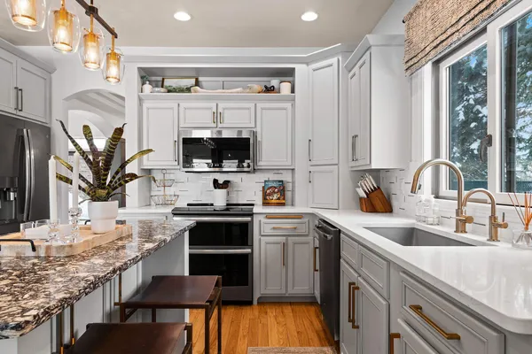 $725,000 | 957 Brighton Drive, Menasha, WI 54952