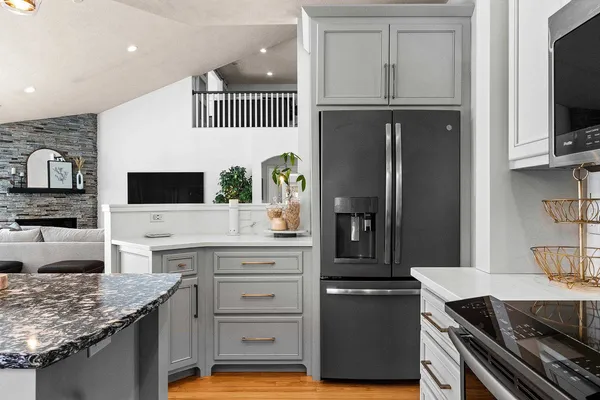 $725,000 | 957 Brighton Drive, Menasha, WI 54952