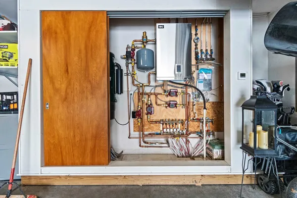 $725,000 | 957 Brighton Drive, Menasha, WI 54952