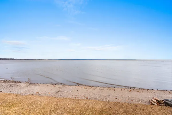 $725,000 | 957 Brighton Drive, Menasha, WI 54952