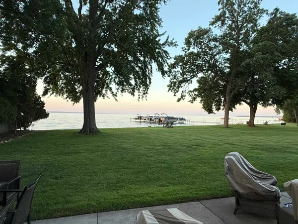$725,000 | 957 Brighton Drive, Menasha, WI 54952