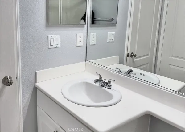 $485,000 | 17963 Lost Canyon Road, Unit 60, Canyon Country, CA 91387