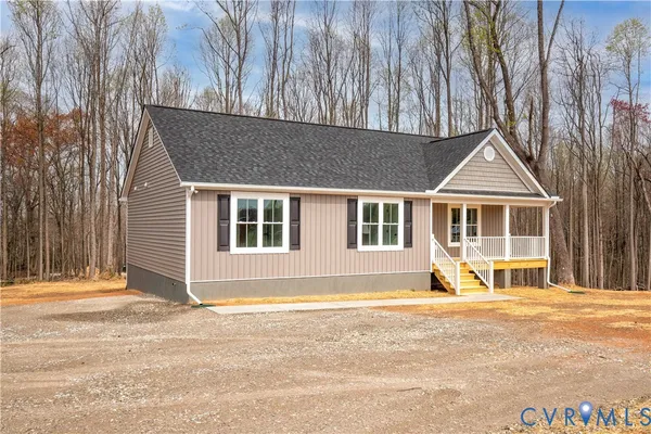 $329,950 | 704 Columbia Road, Columbia, VA 23038