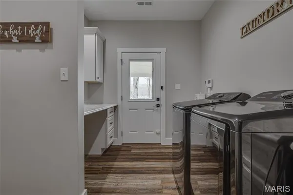 $475,000 | 327 Wellington Place, Farmington, MO 63640